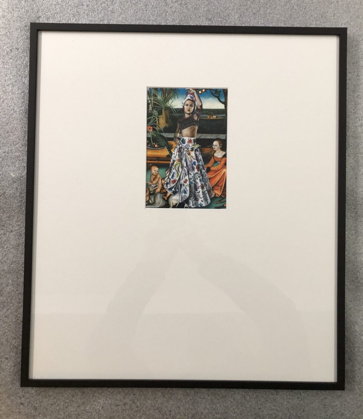 OUVRE ORIGINALE MISE EN VALEUR PAR SON EXCENTRATION DANS LE PASSE PARTOUT
BAGUETTE NOIRE MAT ALUMINIUM DE CHEZ NIELSEN FAIT CHEZ L'ENCADREUR