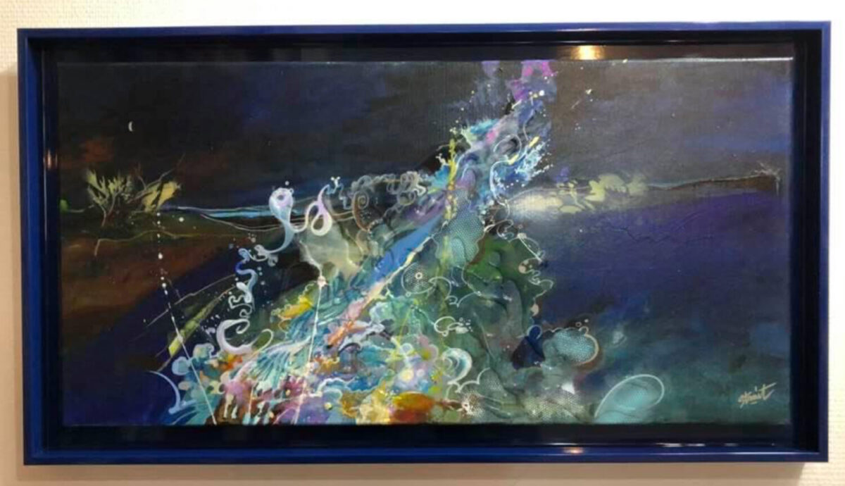 tableau de l'artiste Strait Faya
peinture acrylique et résine représentant les fonds marins
encadrement par caisse américaine bleu vernis de chez Eurobaguettes 
fait chez L'Encadreur
disponible à la vente à la galerie blanche