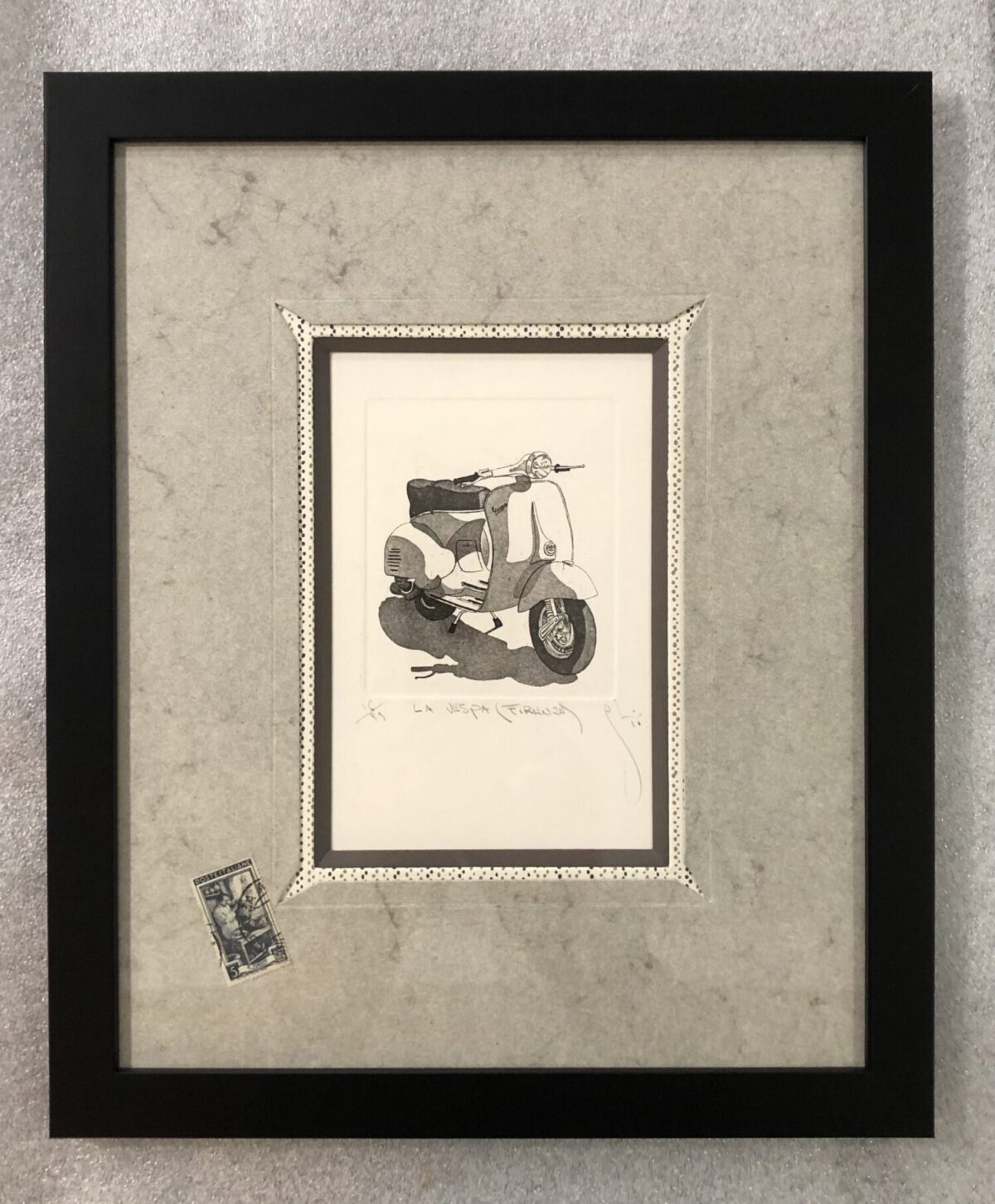 DESSIN NOIR & BLANC 
TRAVAIL PASSE PARTOUT ORIGINAL DE LA CLIENTE
L'ENCADREUR A RÉALISÉ LA BAGUETTE EN NOIR MAT DE CHEZ MOULUREX