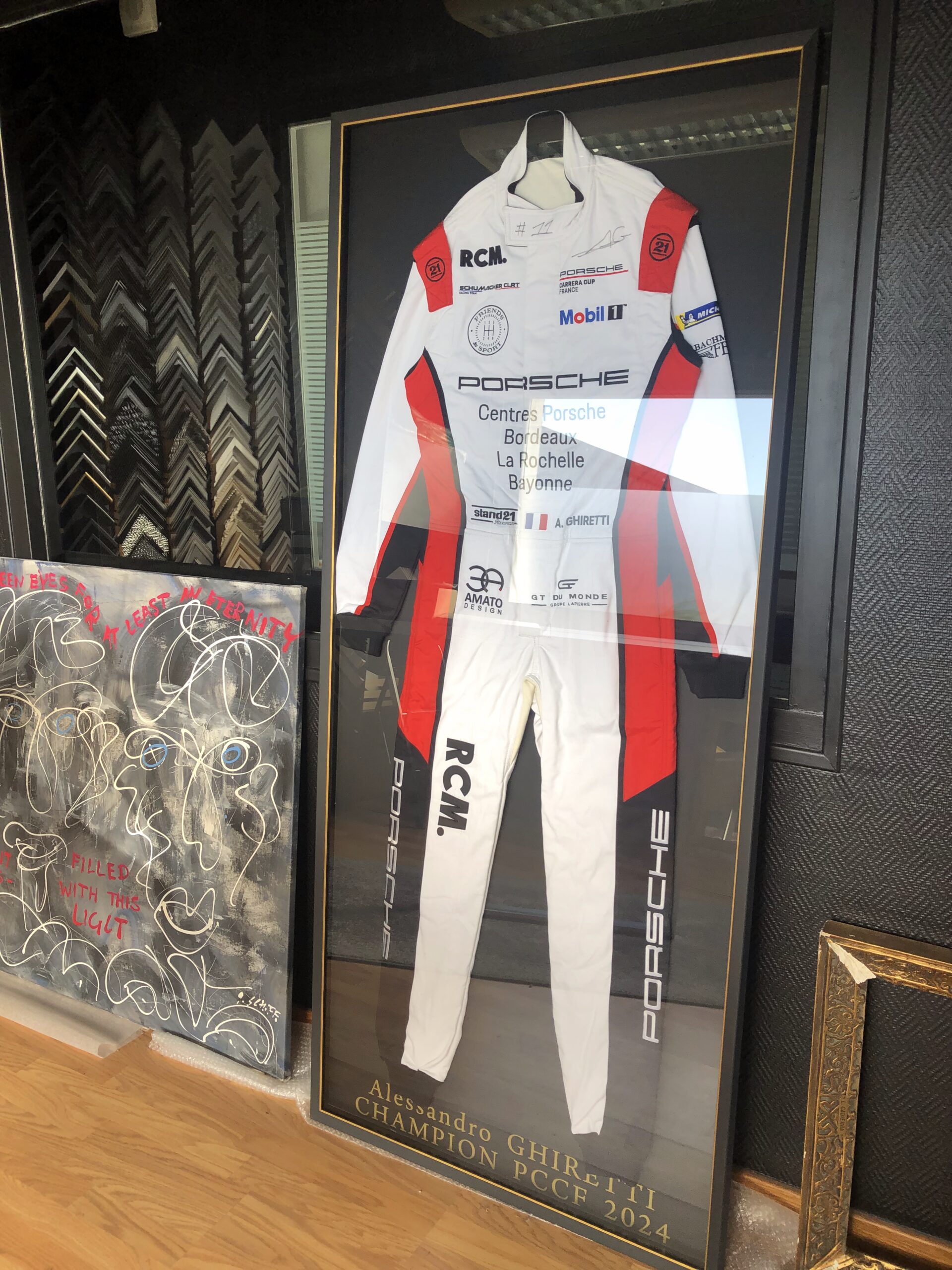 combinaison pilote Porsche gagnant 2024