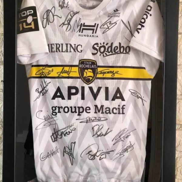 TEE BOXE
MOMENT SPORTIF IMMORTALISÉ
FAIT PAR L'ENCADREUR AUX SABLES D'OLONNE